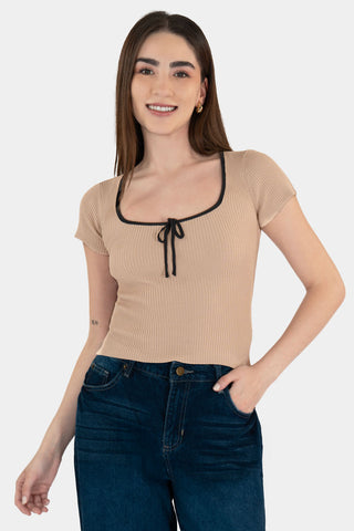Blusa tejida de manga corta