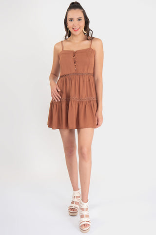 Vestido corto de tirantes