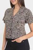 Camisa animal print de manga corta
