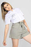 Camisa crop manga corta