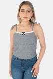 Blusa de tirantes con encaje en escote