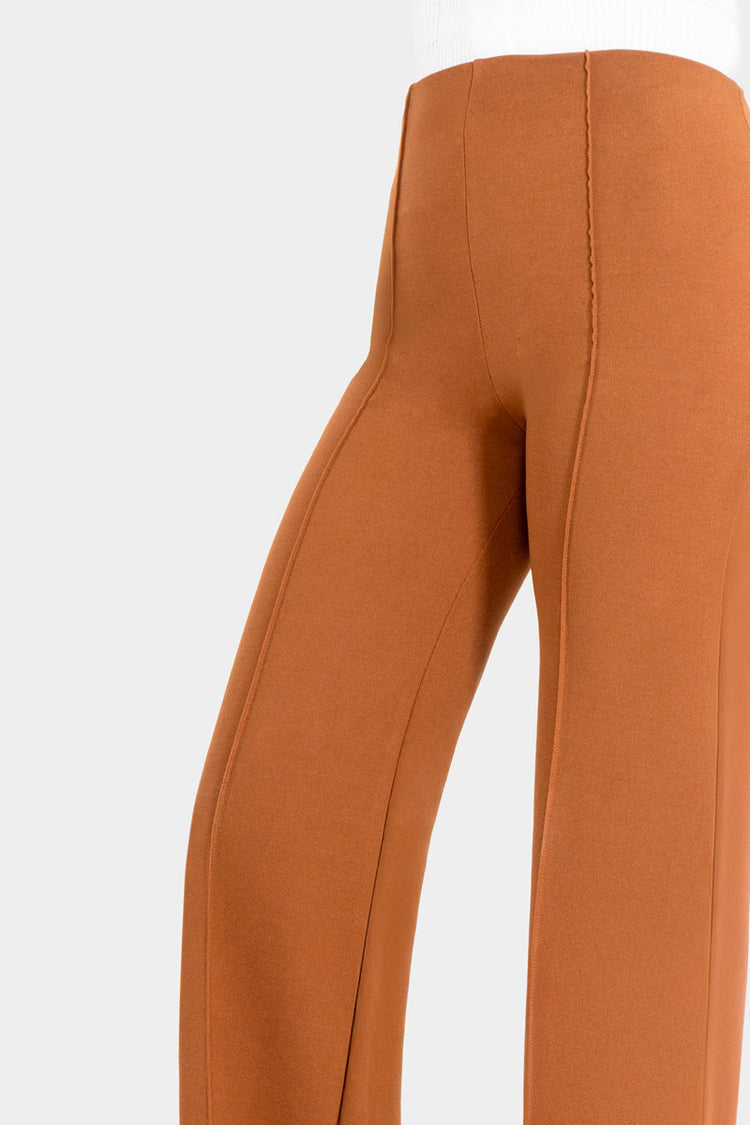 Leggins rectos con costuras frontales
