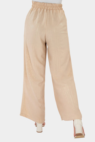 Pantalón con rayas ligeramente brillantes
