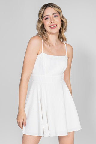 Vestido corto de tirantes