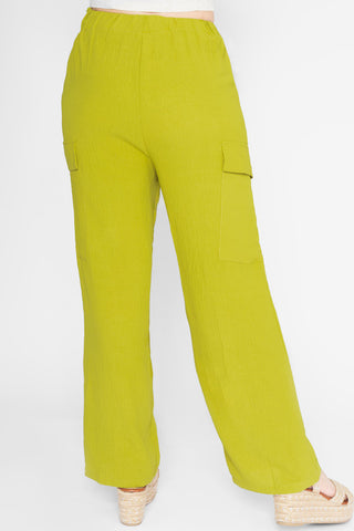 Pantalón con bolsillos cargo