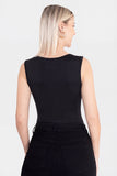 Body con escote cuadrado