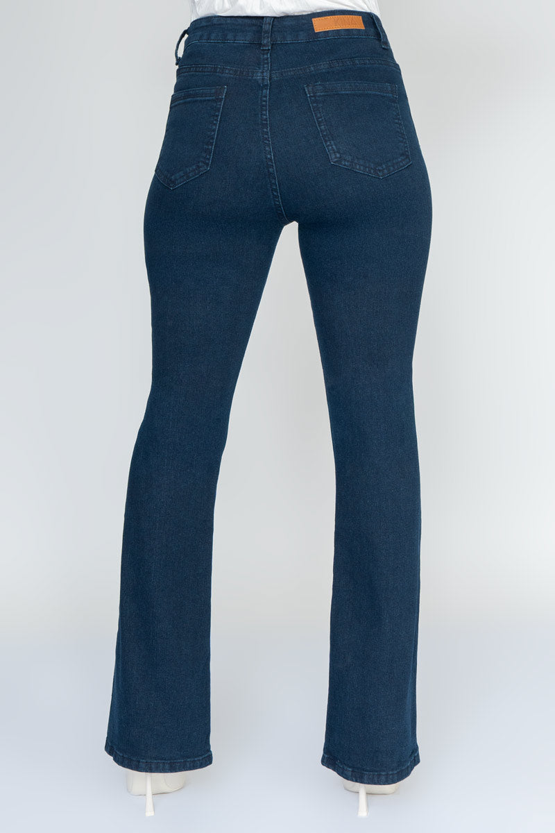 Jeans tiro alto corte campana