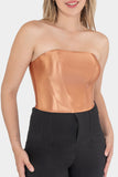 Blusa strapless tipo corset satinado
