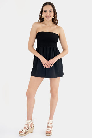 Shortsuit strapless con enrresortado