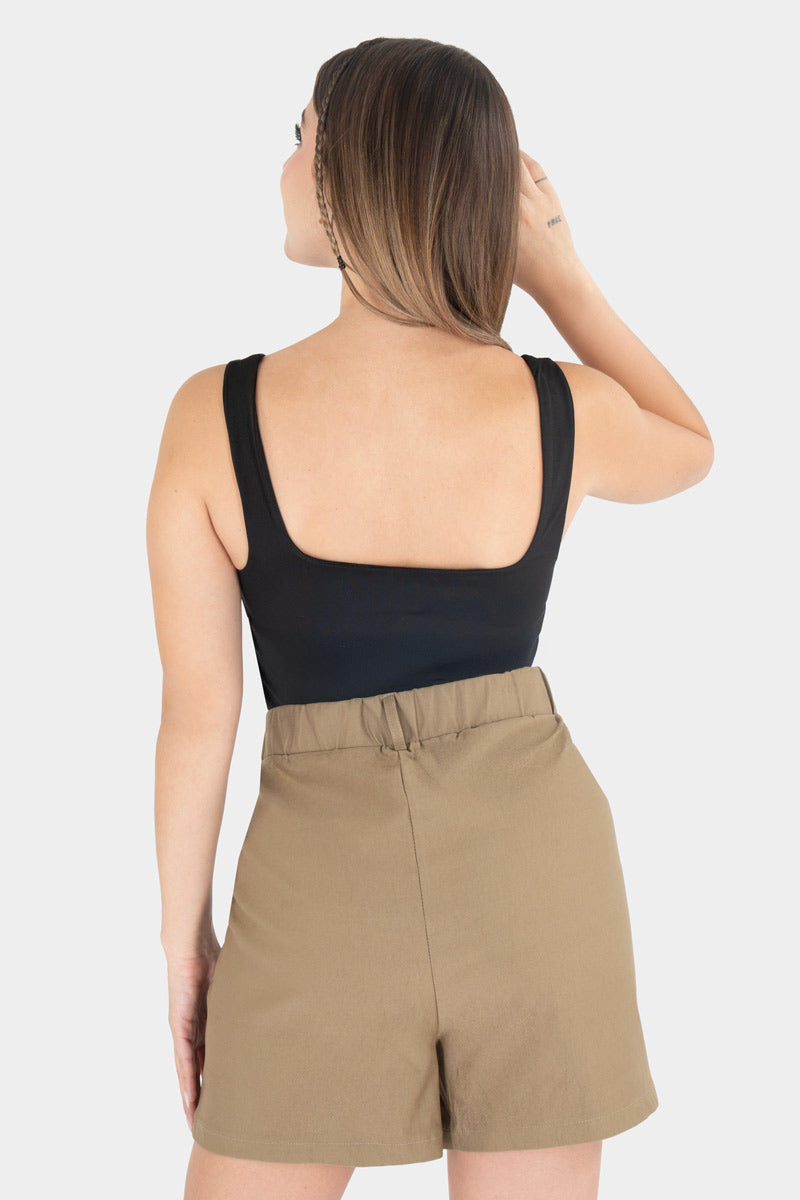 Short casual con bolsas