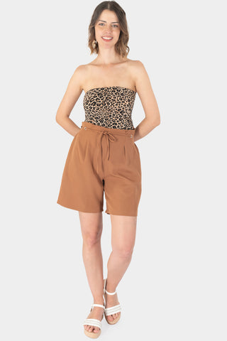 Short con elástico en cintura