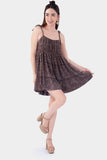 Vestido corto de tirantes con niveles