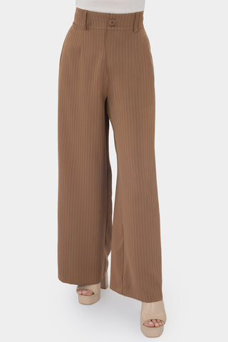 Pantalón con pinzas a rayas