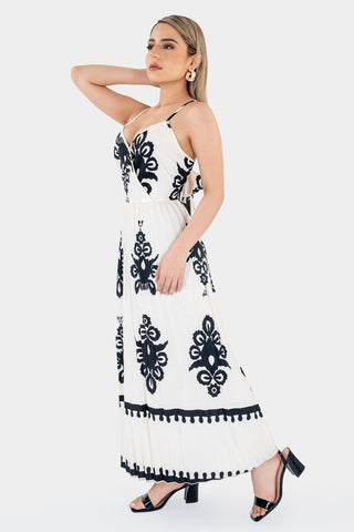 Vestido largo tableado con amarre